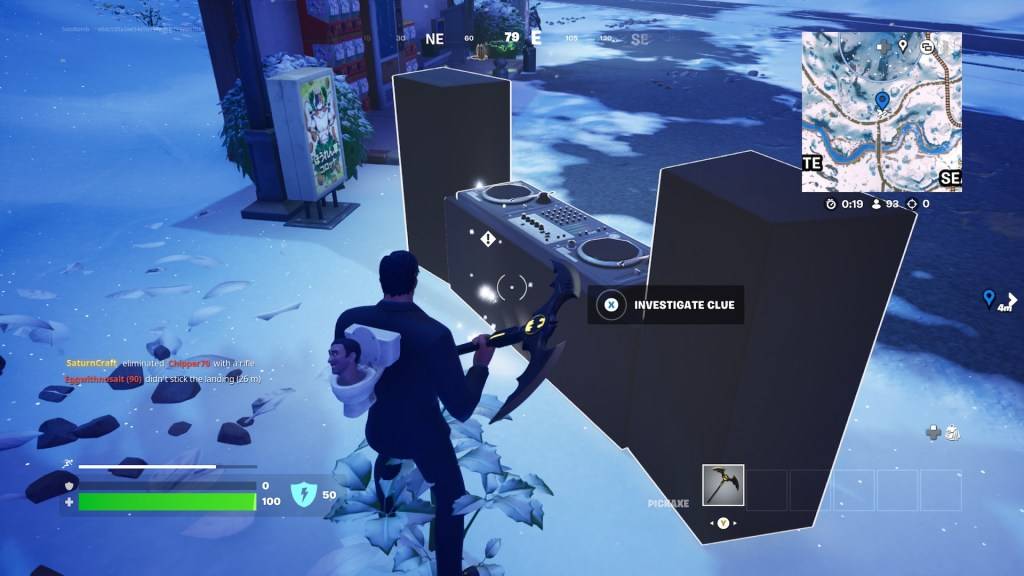 Isang turntable sa tabi ng isang kiosk sa Fortnite.